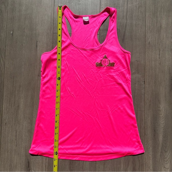 Rundisney inspired tank top - size small - Picture 3 of 4